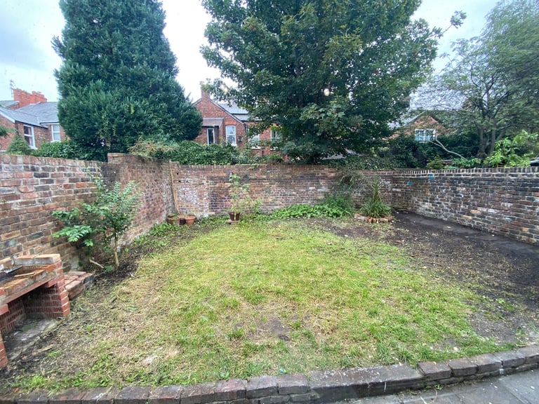 Rutland Avenue, Sefton Park L17 - 8 bed refurbished house for full time students