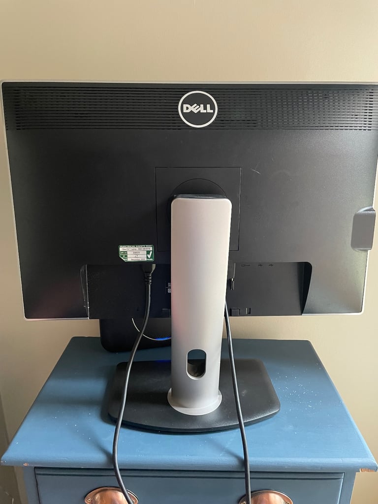 Dell LCD 24 inch Monitor with adjustable stand- model U2412MC