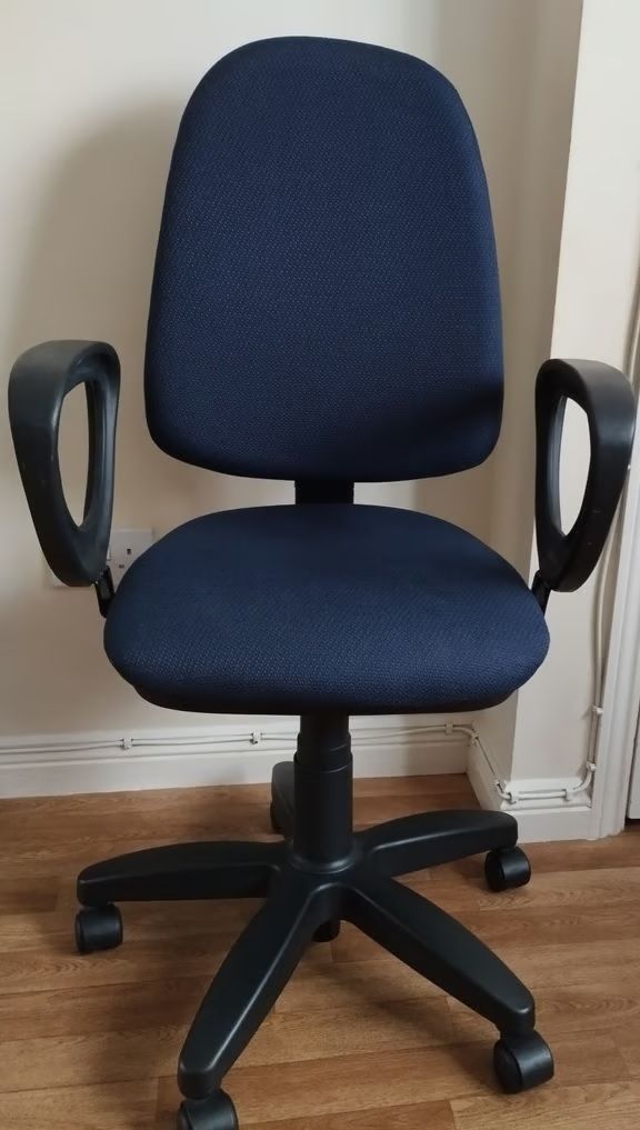 Office swivel chair