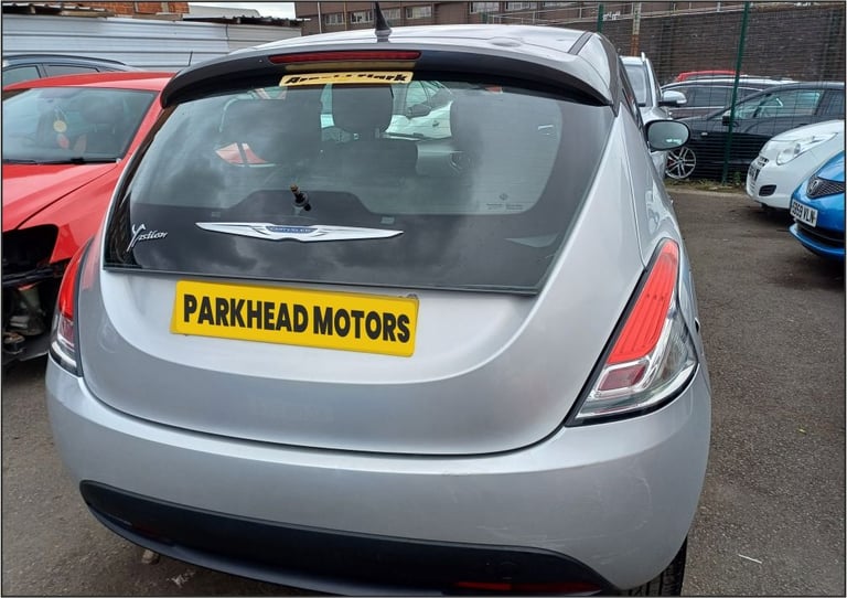 CHRYSLER Ypsilon 2012 1.2 SE Hatchback 5dr Petrol Manual Euro 5