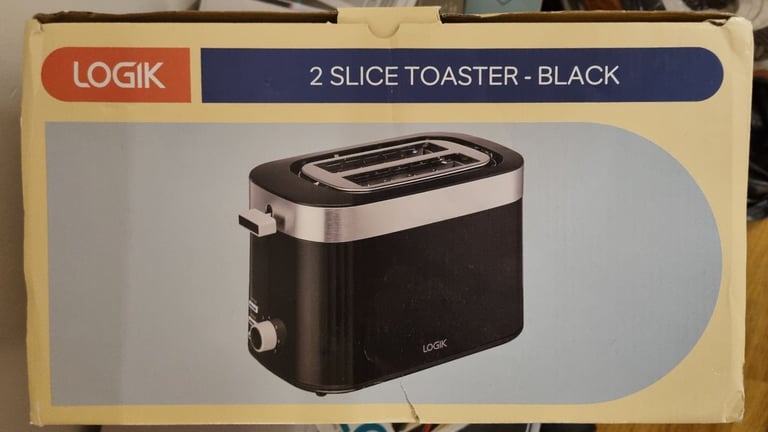 Toaster with defrost function