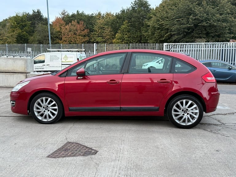 2010 Citroen C4 1.6HDi 16V Exclusive [110] 5dr EGS HATCHBACK Diesel Automatic - Image 2