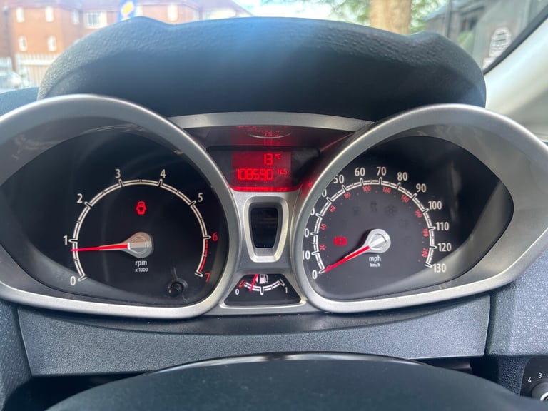 2011 Ford Fiesta 1.25 Zetec 3dr [82] HATCHBACK Petrol Manual