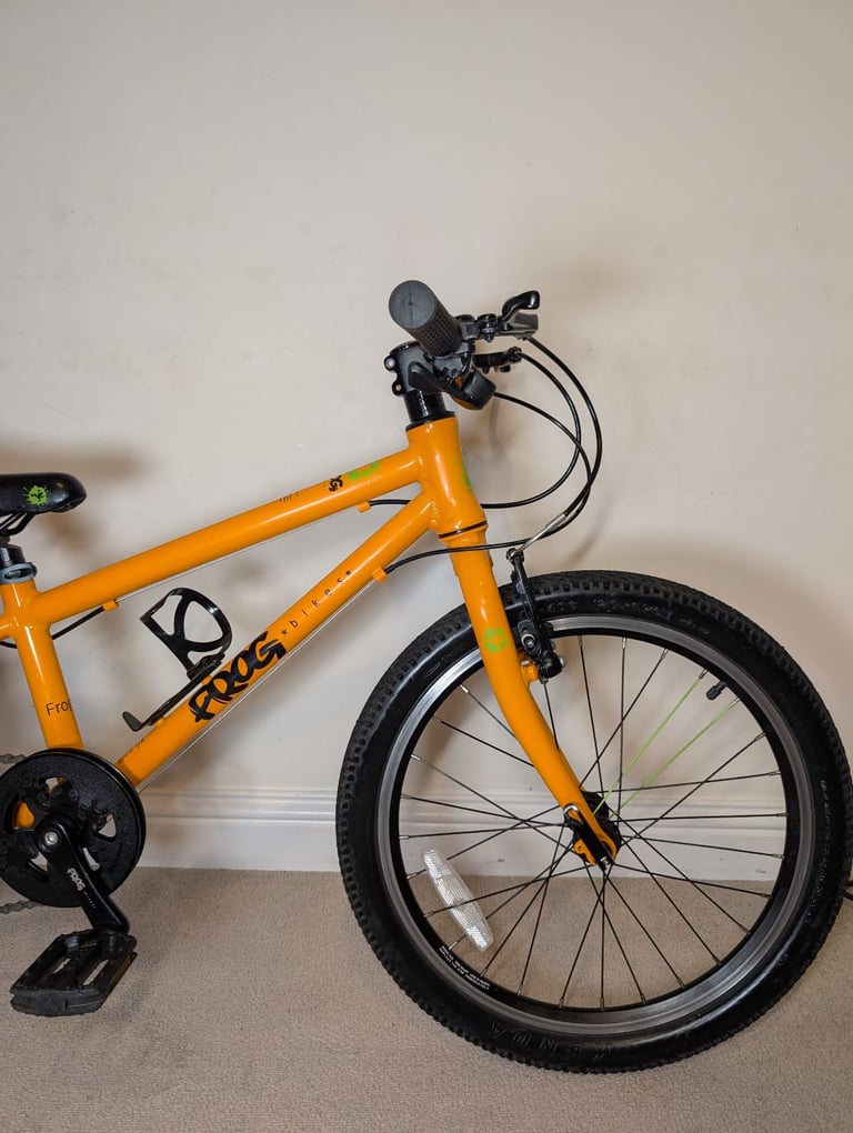FROG BIKE 52 (FROG 53) (5+) IN GOOD CONDITION. COLLECTION NW LONDON OR BUCKS