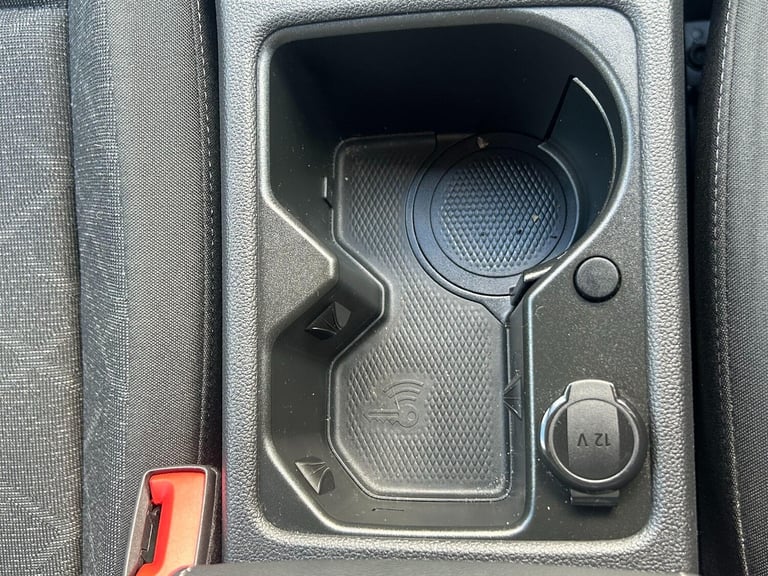 2022 Volkswagen Golf 1.5 TSI Life Hatchback 5dr Petrol Manual Euro 6 (s/s) (130 ps) HATCHBACK Pet...