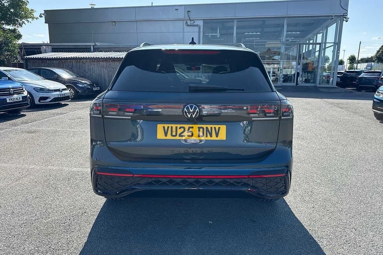 2025 Volkswagen Tiguan 2.0 TSI 265 4Motion Black Edition 5dr DSG SUV Petrol Automatic