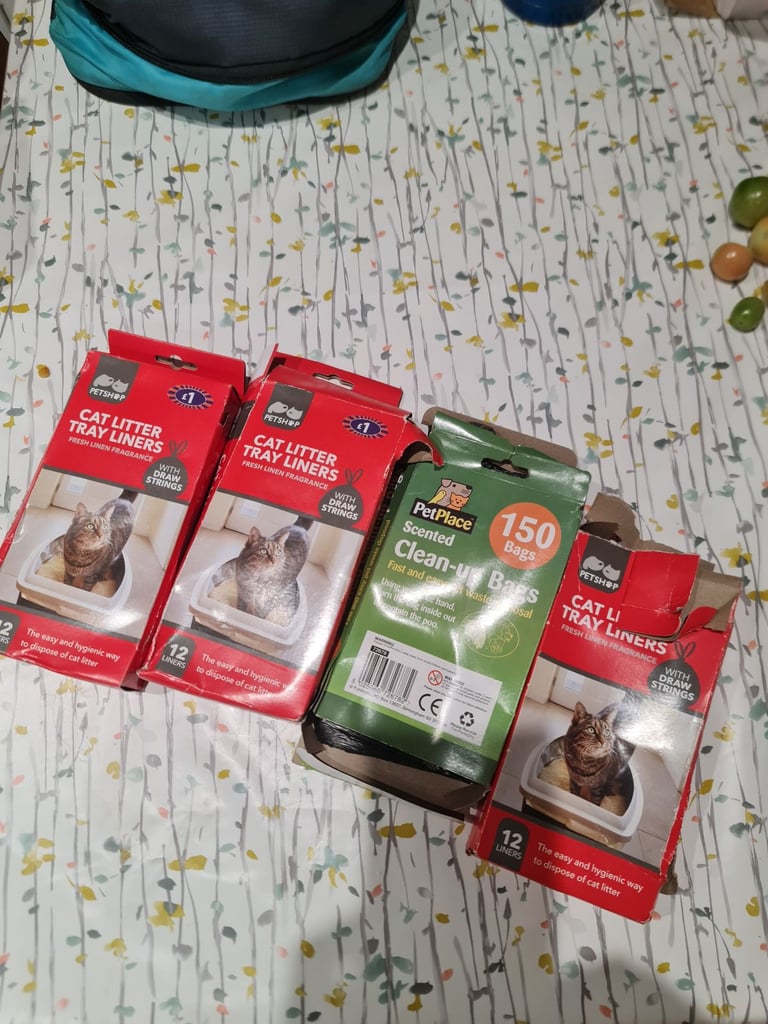 Clean up bags and tray liners 