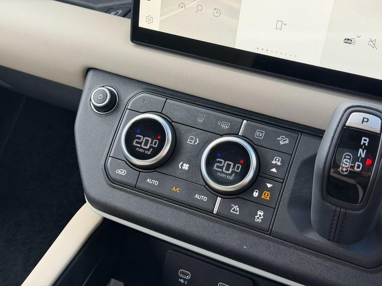 2024 Land Rover Defender 110 2.0 P400e 15.4kWh X-Dynamic HSE SUV 5dr Petrol Plug-in Hybrid Auto 4...