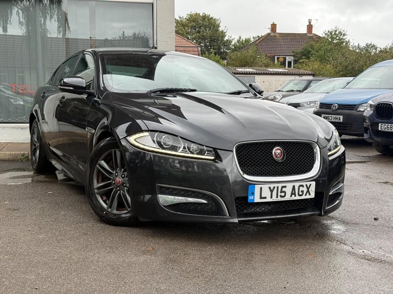 image for 2015 Jaguar XF 2.2d R-Sport Auto Euro 5 (s/s) 4dr SALOON Diesel Automatic