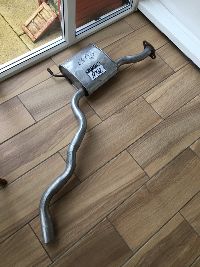 Ford middle box exhaust 