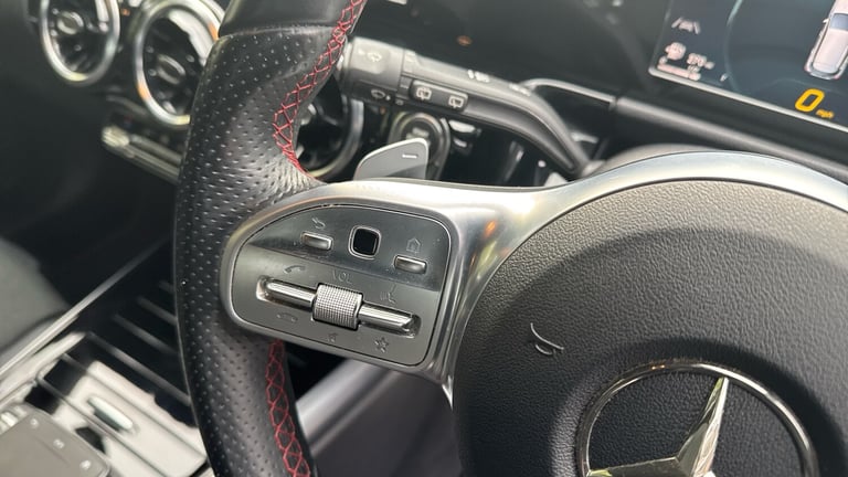 2021 Mercedes-Benz GLA 220d 4Matic AMG Line 5dr Auto Diesel Hatchback Hatchback Diesel Automatic