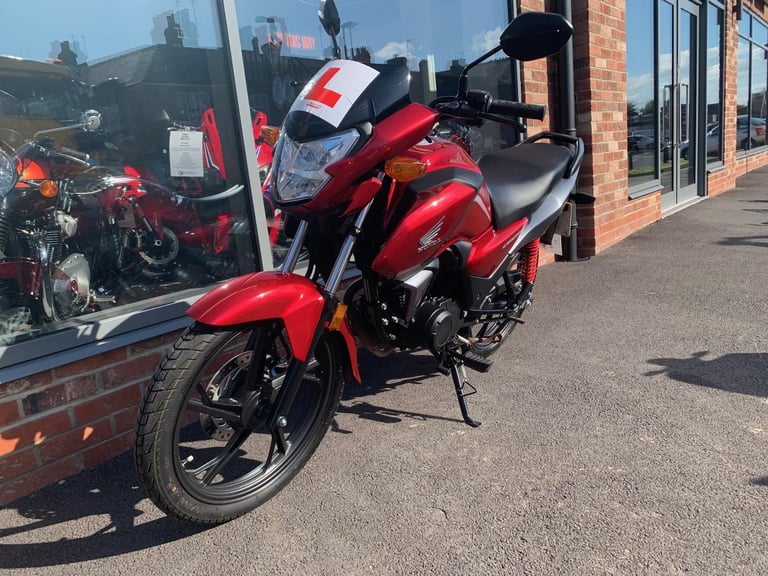Honda CBF 125 - ONE OWNER - 848 MILES - 2 YEAR WARRANTY