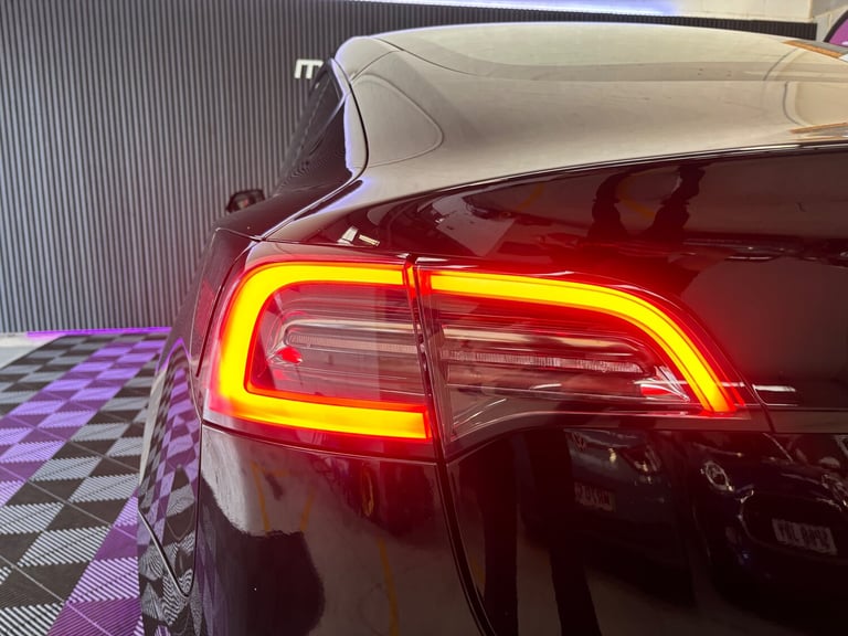 2021 Tesla Model 3 Standard Range Plus Saloon 4dr Electric Auto RWD (241 bhp)