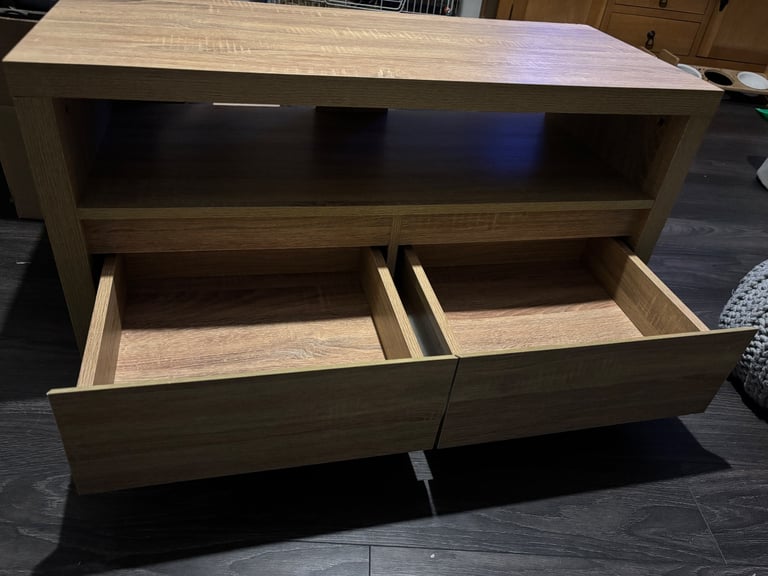 TV unit with drawers