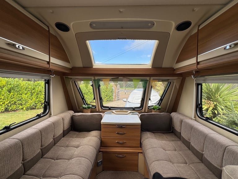 Swift challenger 580 se and air awning 