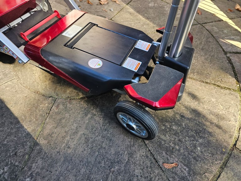 Drive Devilbiss AutoFold Elite Auto Folding Mobility Scooter With Suspension
