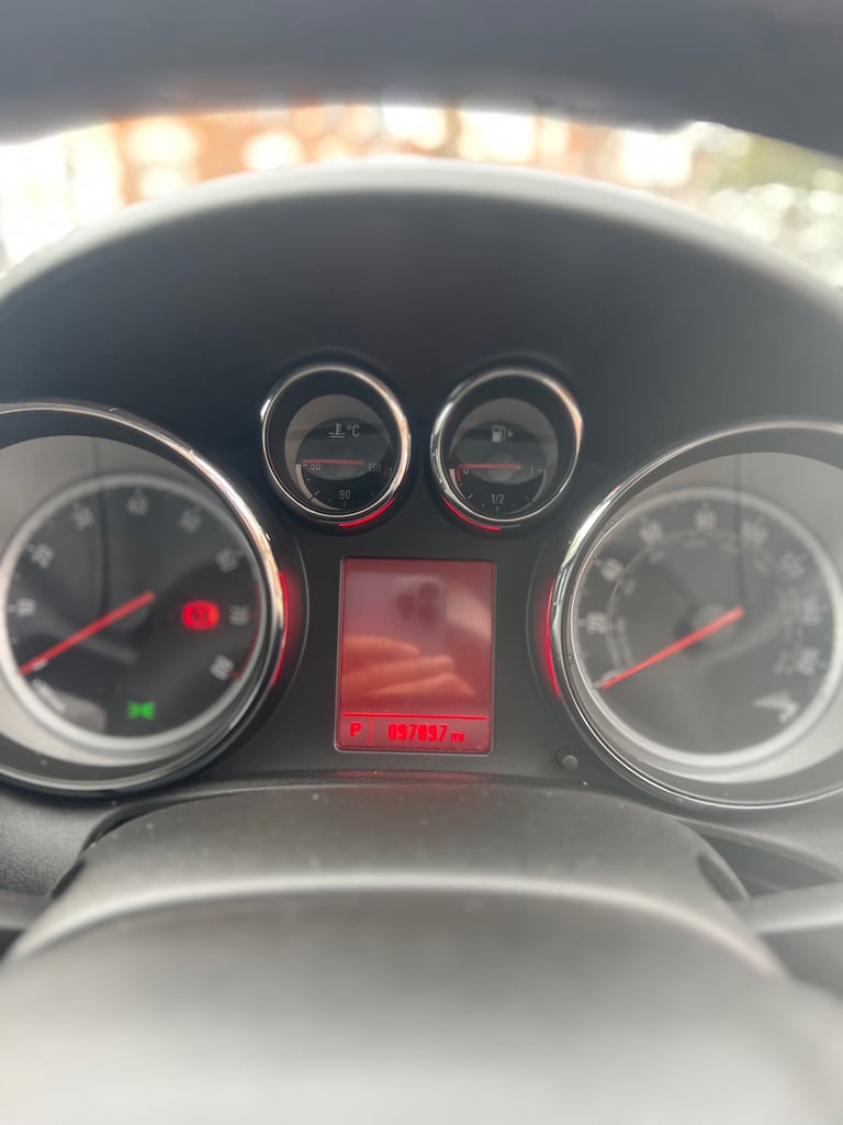 Vauxhall, ASTRA, Hatchback, 2013, Semi-Auto, 1598 (cc), 5 doors