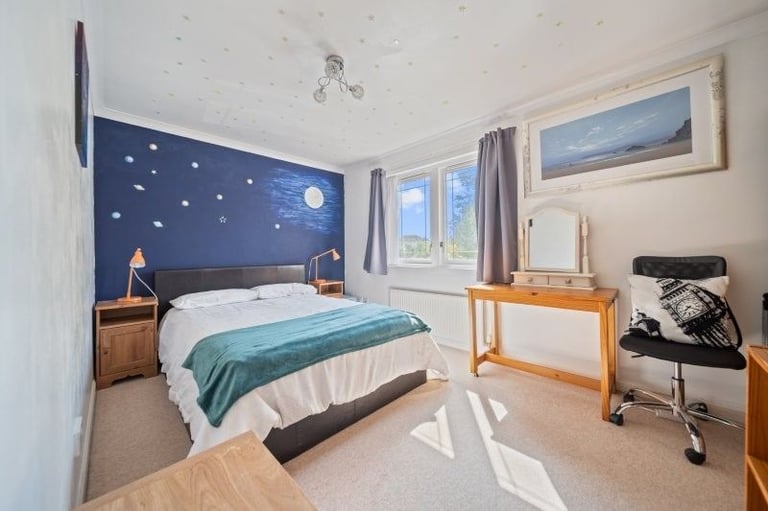 For Sale Four bedroom detached house for sale in Duloch, Dunfermline,  Fife