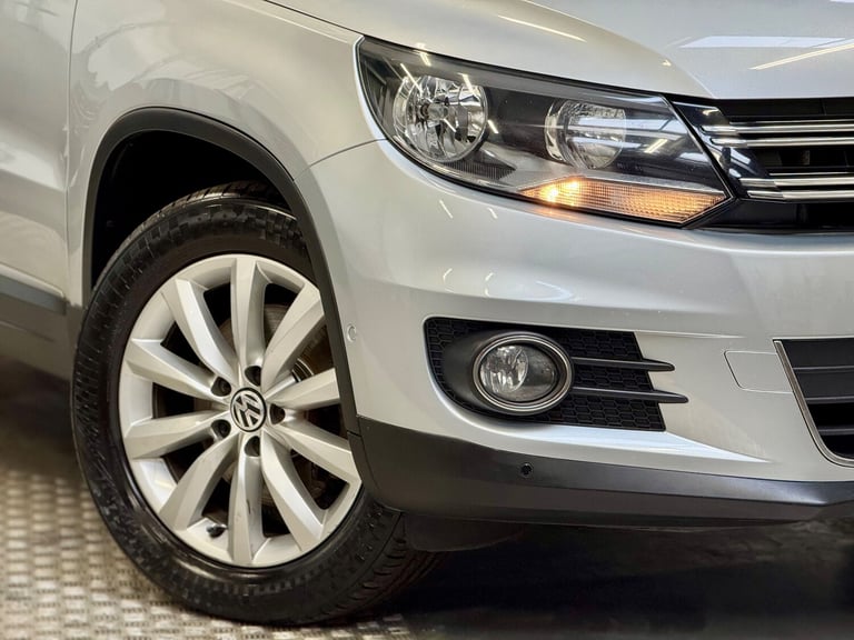 2015 Volkswagen Tiguan 2.0 TDi BlueMotion Tech Match 5dr ** 4 MOTION ** Diesel