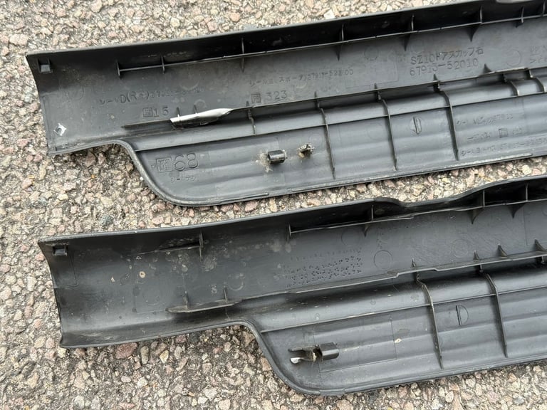 Toyota Yaris T Sport MK1 PH2 3dr Scuff Plates Sill Plates Trims Pair