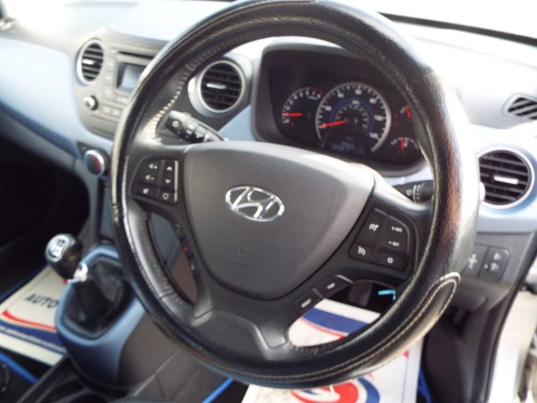 2014 Hyundai i10 1.0 Premium Hatchback 5dr Petrol Manual Euro 5 (66 ps) Hatchback Petrol Manual