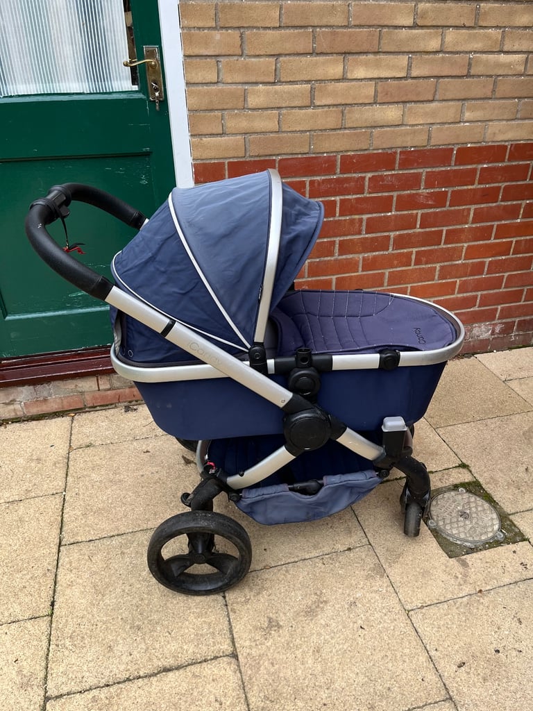 Double pushchair and cot carrier