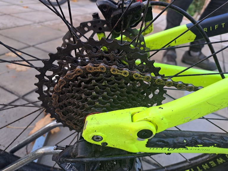 Marin rift zone 2 full suspension mountain bike 