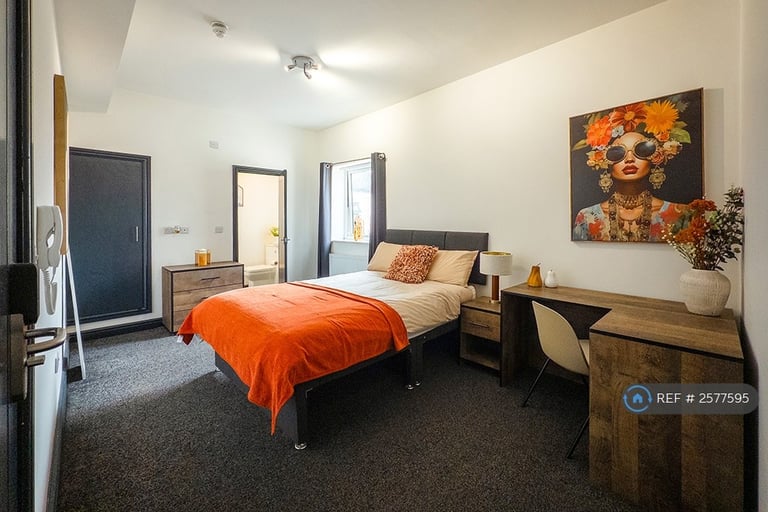 1 bedroom in Glebe Street, Stoke On Trent, ST4 (#2577595)