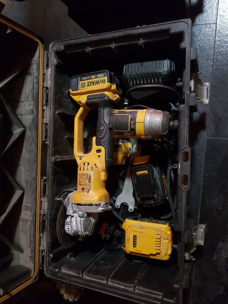 Dewalt power tools 