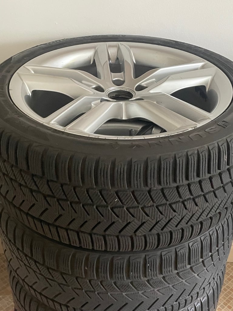 🌟 OEM Audi 18 INCHES Alloy Wheels & WINTER Tyres – Excellent Condition