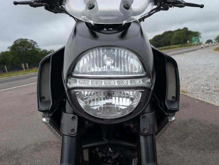2013 DUCATI DIAVEL STRADA