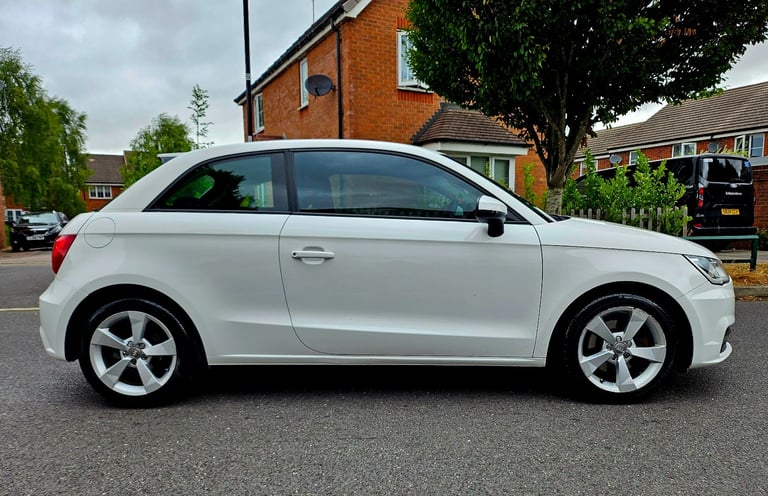 Audi A1 Sport 1.6 Diesel, AUTOMATIC, 79K LOW MILEAGE!