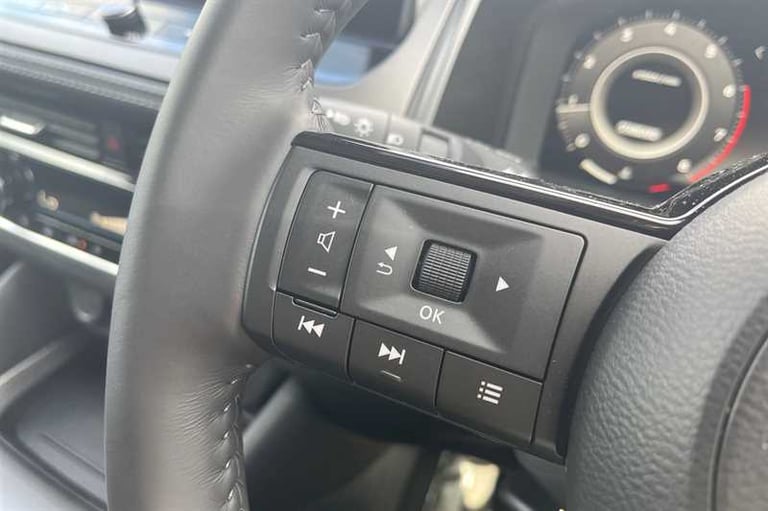 2025 Nissan Qashqai 1.3 DIG-T MH N-CONNECTA 5DR Hatchback Petrol Manual