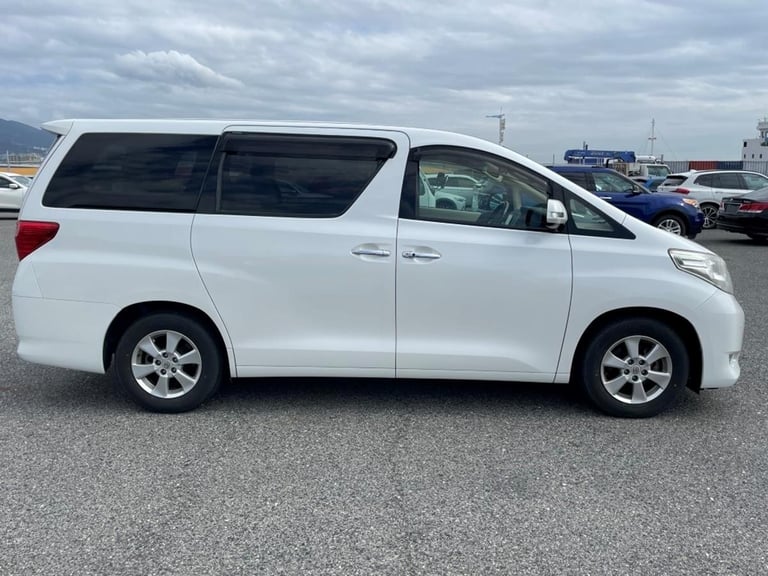 2010 Toyota Alphard 240X 2.4 petrol auto Very Low miles! 8 seater AA BIMTA