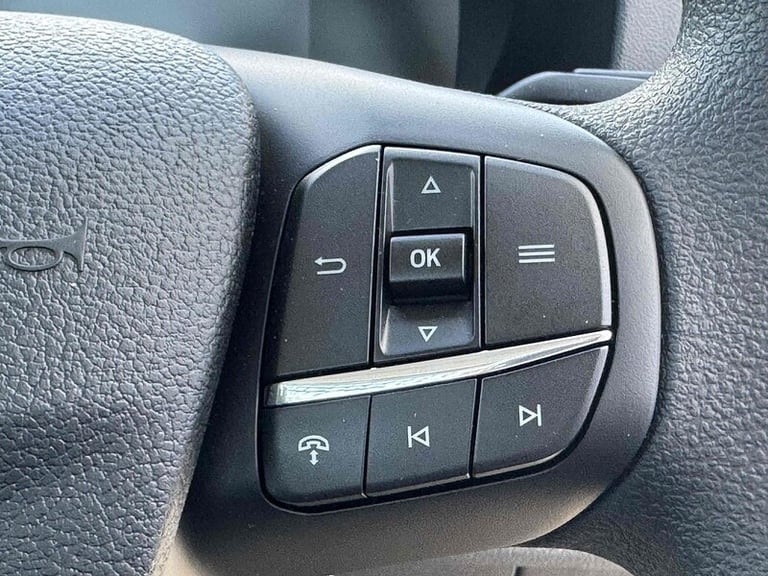  Ford Transit TDCI 130ps 350 DRW L4 Lwb 4.2 Metre Dropside with 12 Screen, A/C, Twin Rea Dropside...