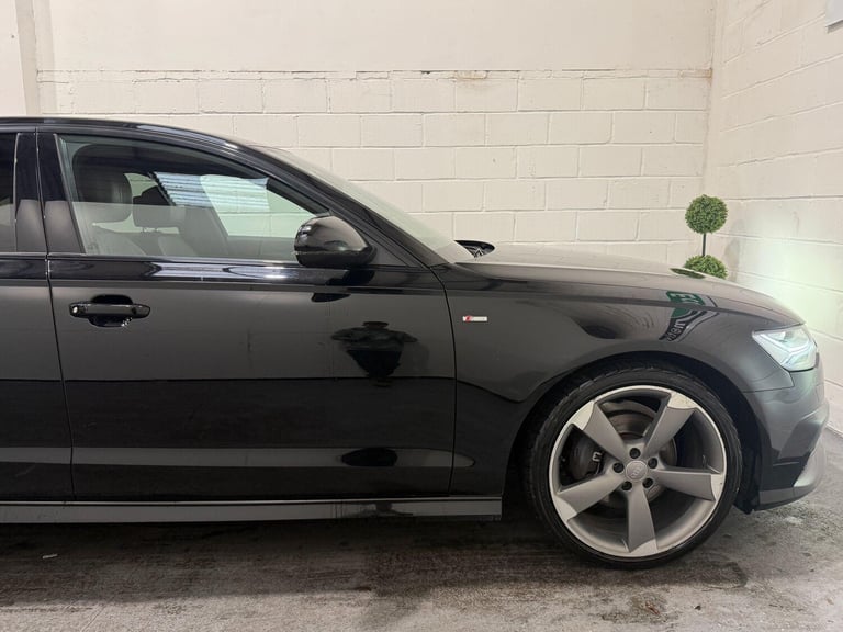 2016 Audi A6 Saloon 2.0 TDI ultra Black Edition S Tronic Euro 6 (s/s) 4dr SALOON Diesel Automatic