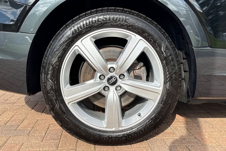 2022 Audi e-tron Sportback Technik 50 quattro 230,00 kW SUV ELECTRIC Automatic