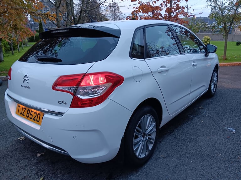 Citroen, C4, Hatchback, 2012, Manual, 1560 (cc), 5 doors