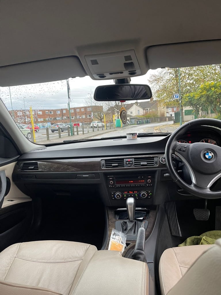 BMW, 3 SERIES, Saloon, 2010, Semi-Auto, 1995 (cc), 4 doors