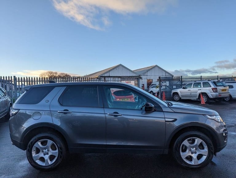 2017 Land Rover Discovery Sport 2.0 TD4 PURE SPECIAL EDITION 5d 150 BHP Estate Diesel Manual