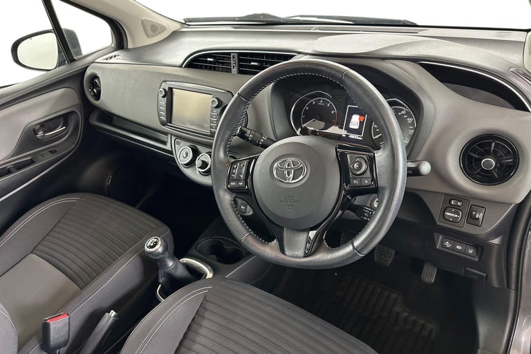 2018 Toyota Yaris 1.0 VVT-i Icon Tech 5dr HATCHBACK PETROL Manual