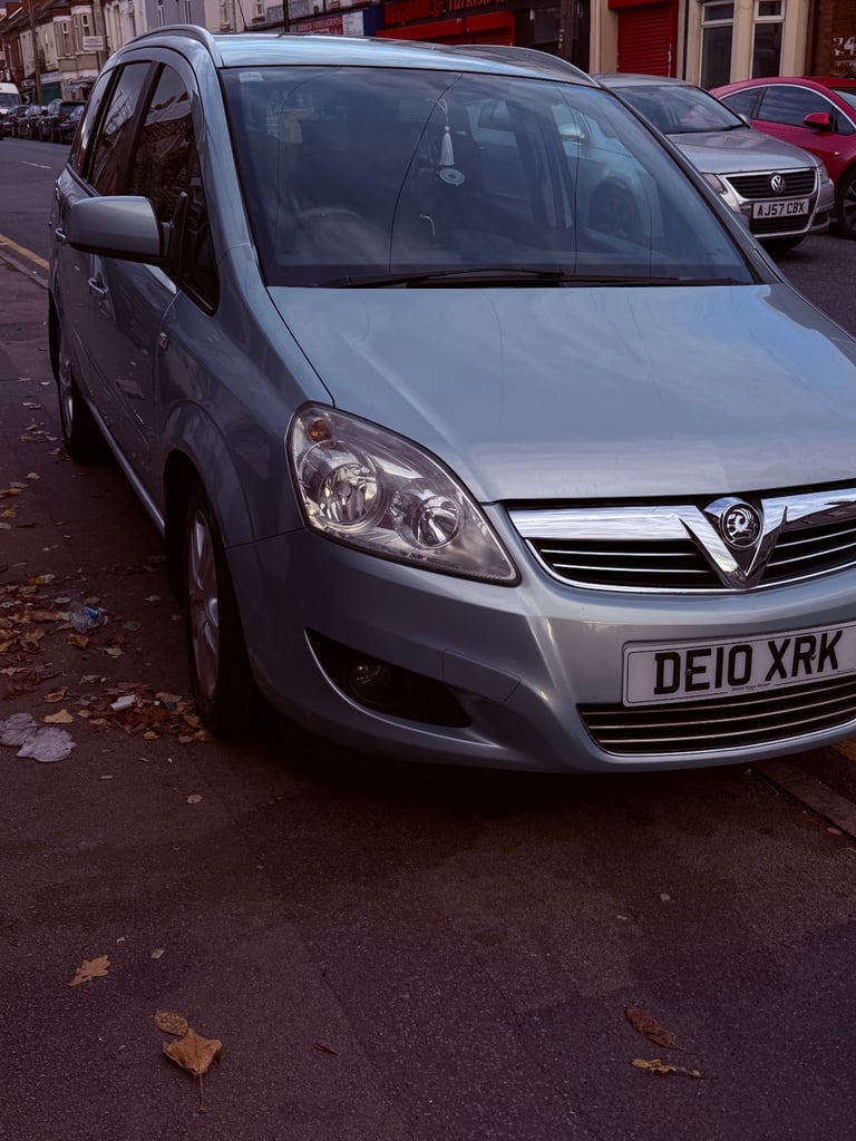 Vauxhall, ZAFIRA, MPV, 2010, Manual, 1686 (cc), 5 doors