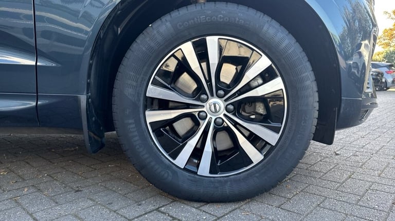 2023 Volvo XC60 Core, B5 AWD mild hybrid, Petrol Estate Petrol Automatic