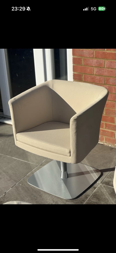 Boucle Swivel Chair Accent Chair Armless Beige / Cream