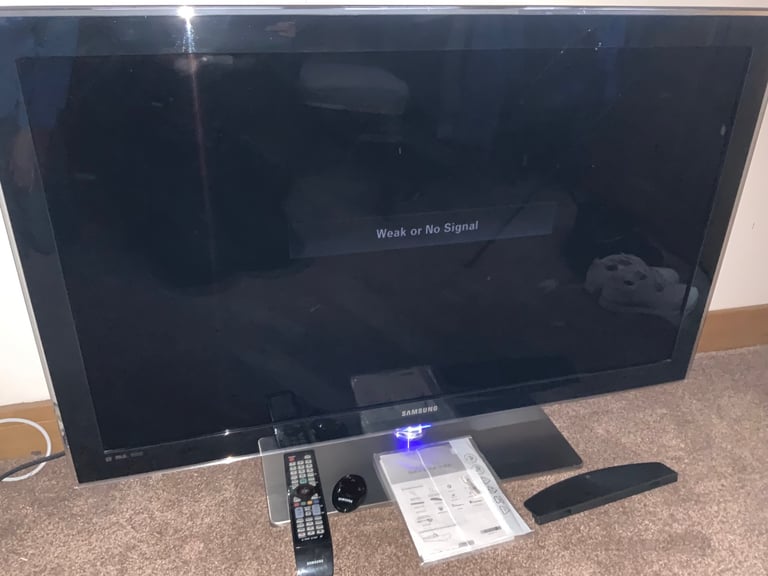 Samsung 46” UE46B8000XW TV