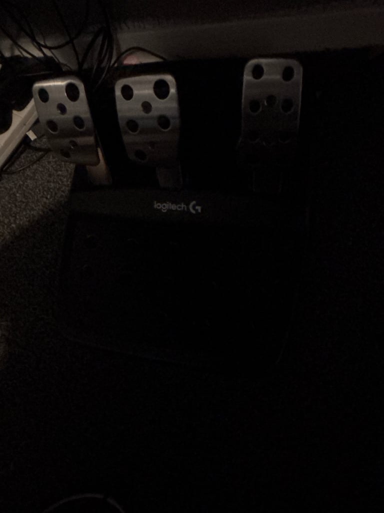 Steering wheel gears pedals 