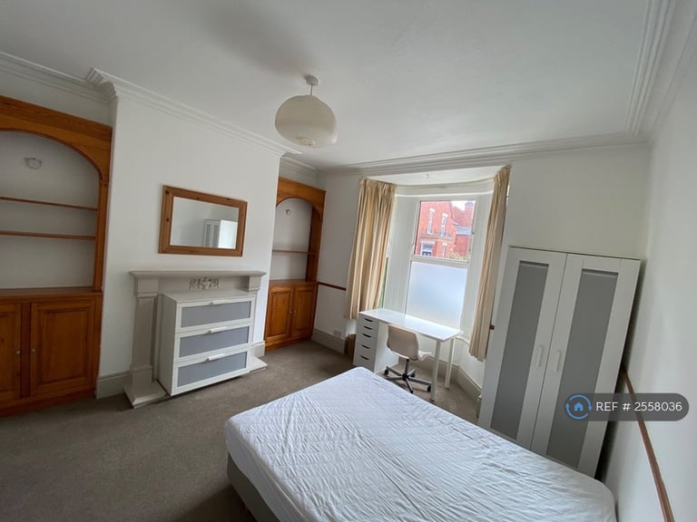 4 bedroom house in Sibthorp Street, Lincoln, LN5 (4 bed) (#2558036)