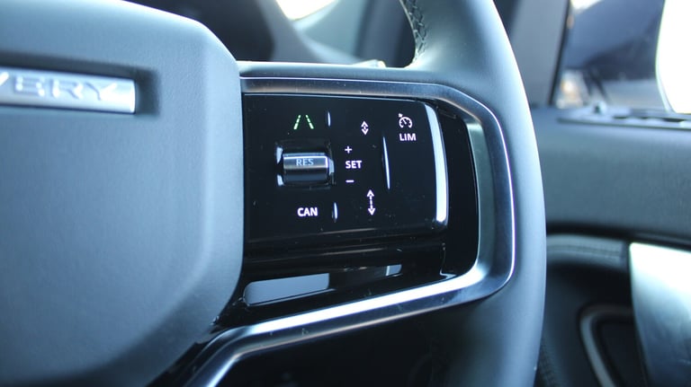 2025 Land Rover Discovery Sport 1.5 P270e Dynamic SE 5dr Auto (5 Seat) Estate Hybrid Automatic