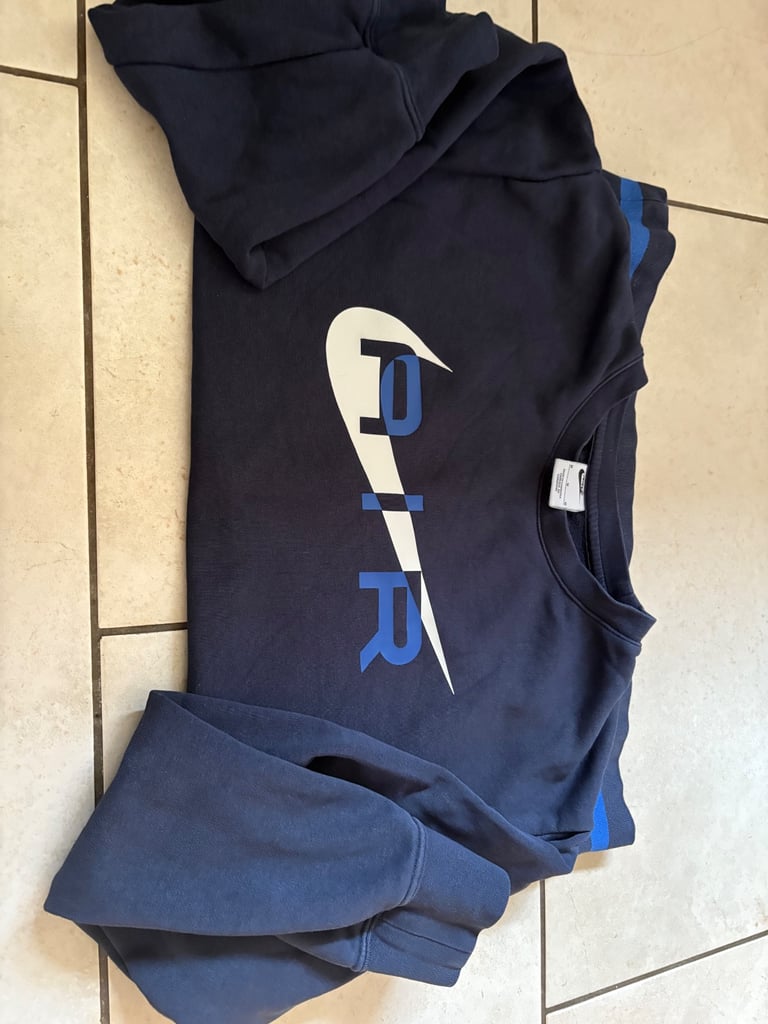 Men’s Nike Air Sweatshirt M
