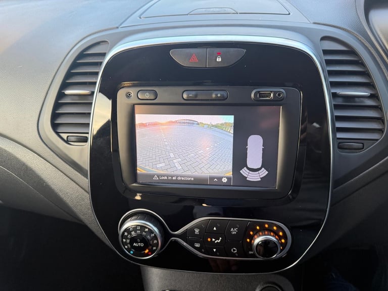 2018 Renault Captur 1.5 dCi 90 Iconic 5dr EDC HATCHBACK Diesel Automatic
